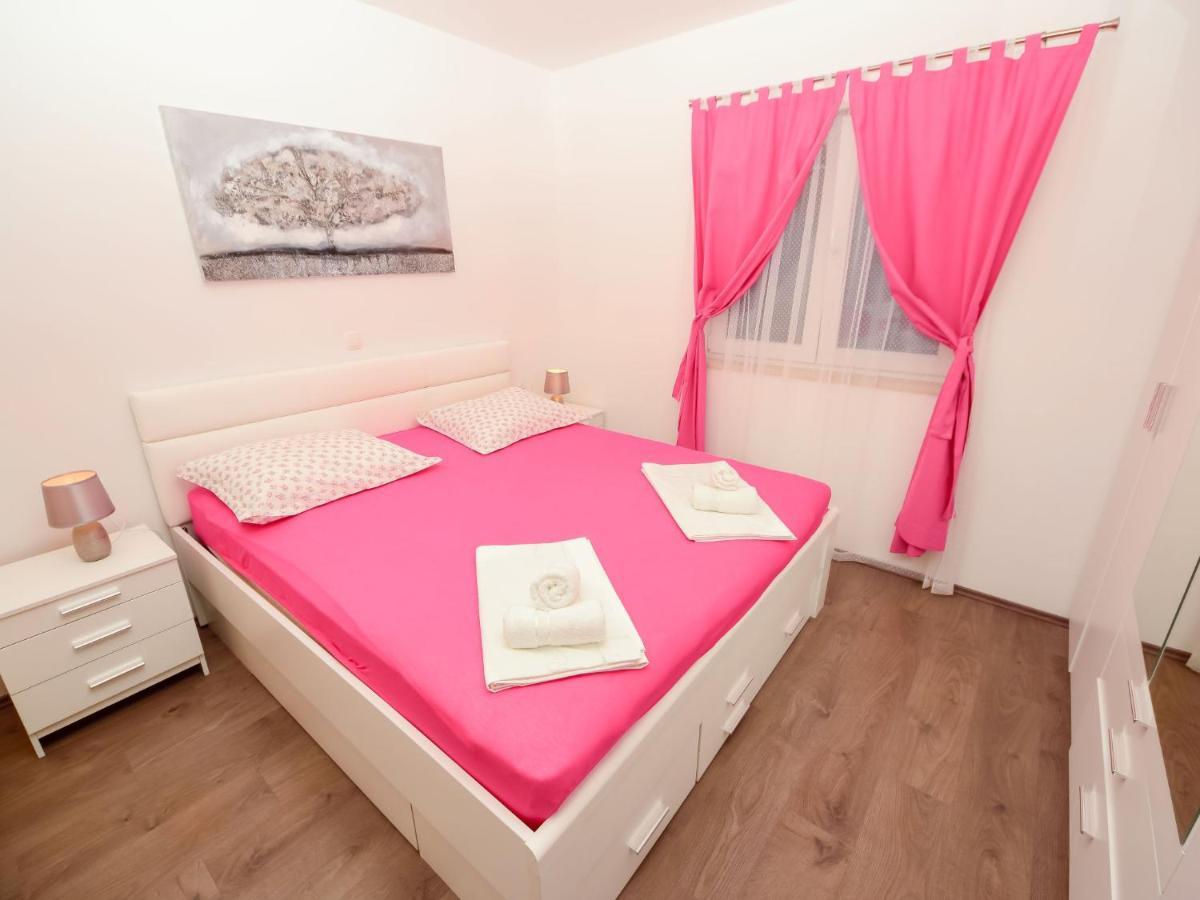Holiday Home Lara By Interhome Omiš Екстериор снимка